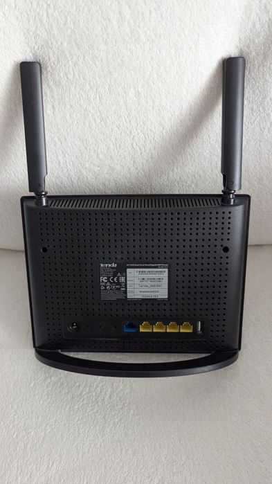 router wireless Tenda AC9  - AC1200 Smart Dual-Band Gigabit WiFi Router