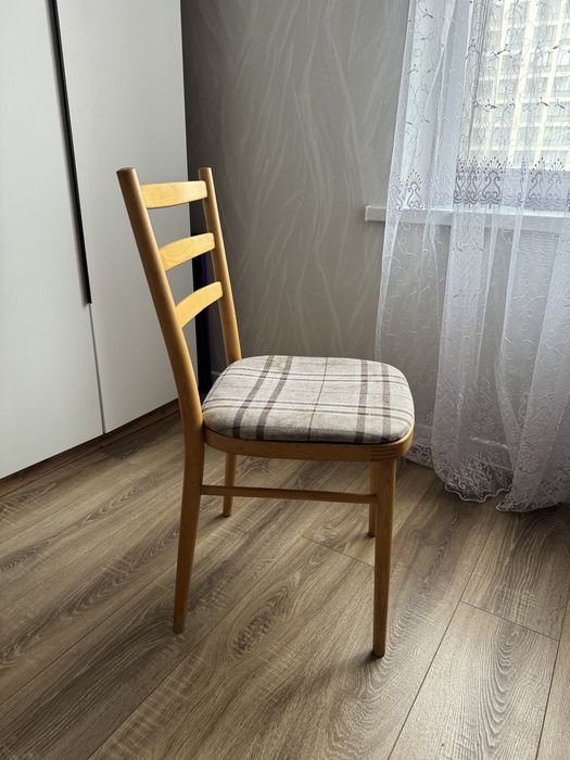 стулья на кухню деревяные