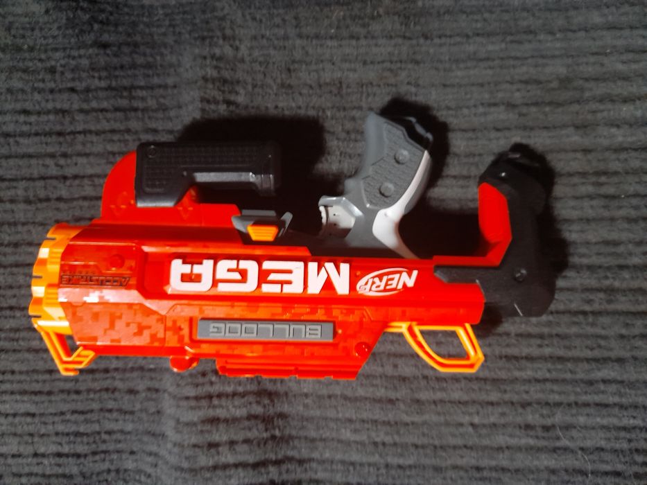 Pusca nerf im stare buna ingrijita