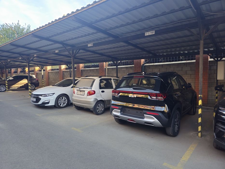 Продам KIA Sonet 3 позиция с люком