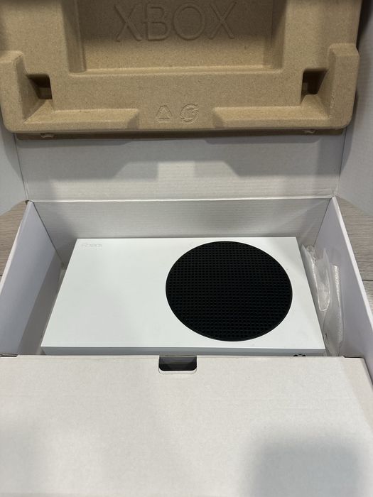 Конзола XBOX series S 512 GB