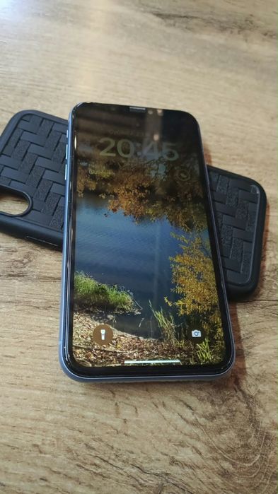 Продам iphone xr , 64gb