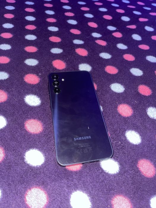 Vand sau schimb mai mult il dau pe piese am cutie tot la el