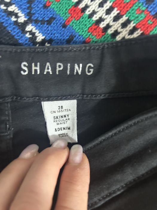 Blugi de femei skinny jeans