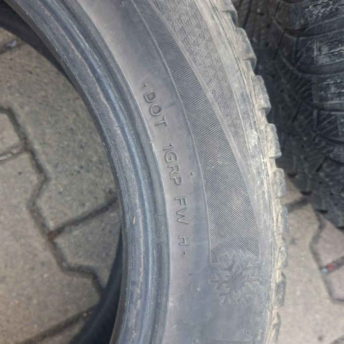 Зимни гуми 205/55/16 запазени