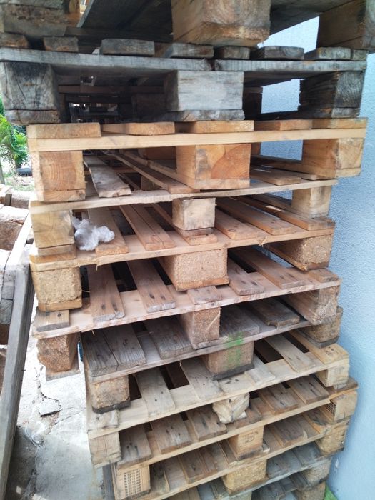 Дървени евро палети и скари
