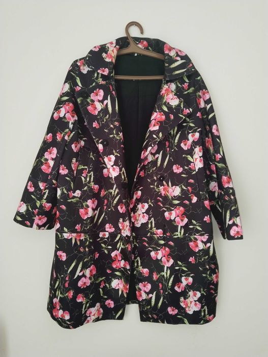 Плащ осенне -весеннии