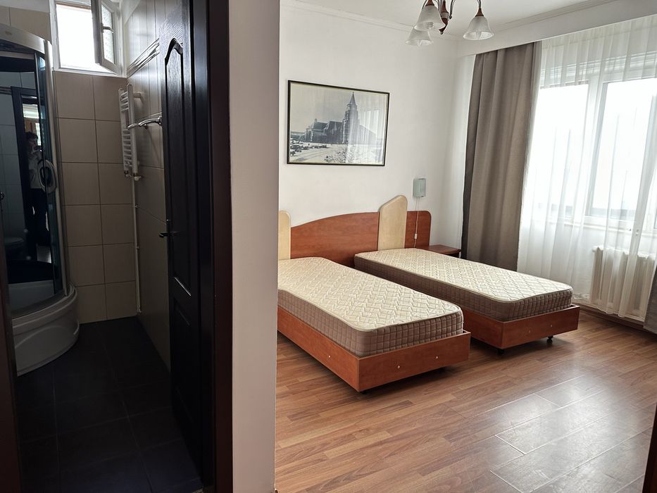 Pers fiz inchiriez casa Calea Turzii 4 camere,4 bai