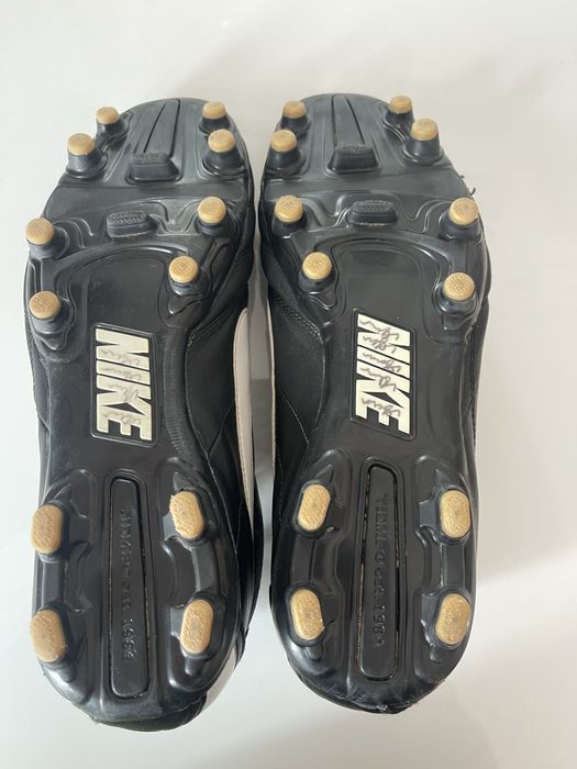 Ghete de fotbal nike tiempo de colectie