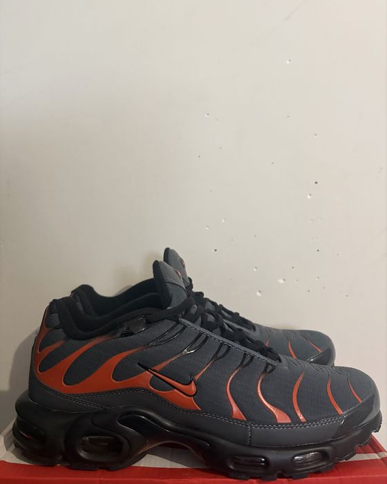Nike Air Max Plus "Dark Smoke”- 41,45