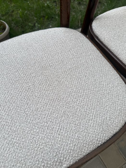 Стулья 4 штуки по 7500