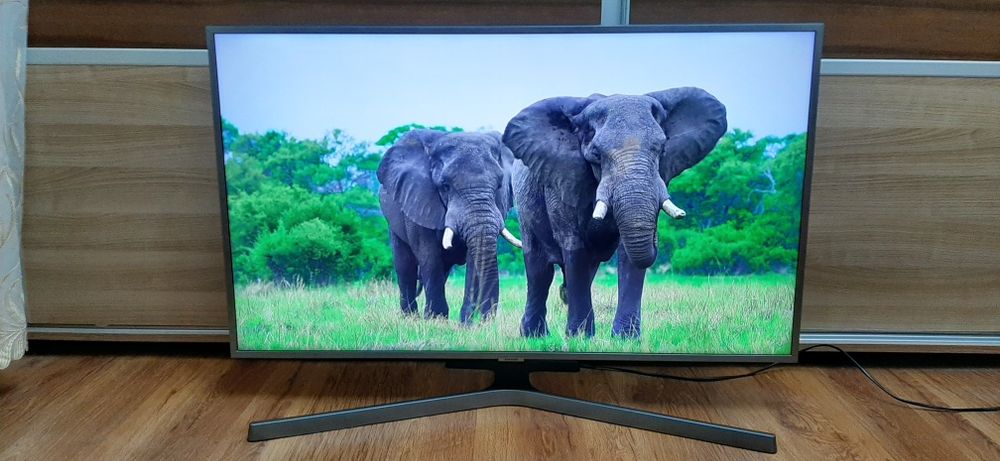 Smart tv Samsung  4k  diagonala 108 cm