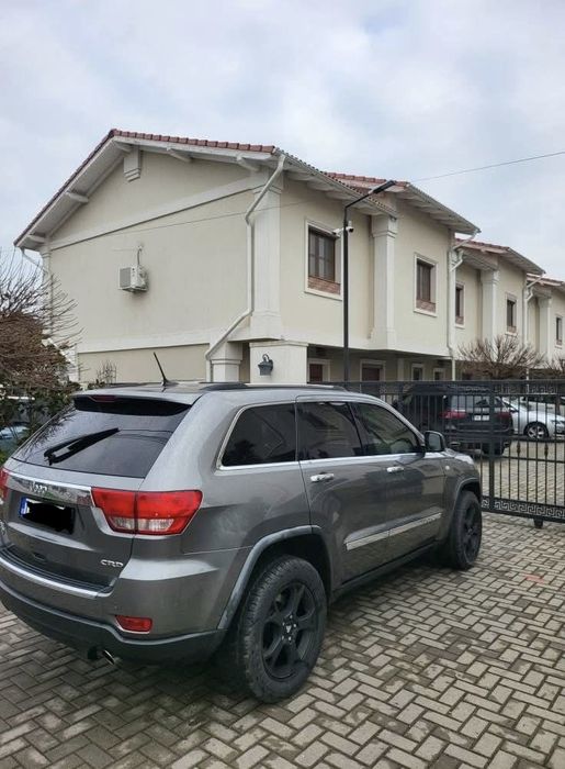 Jeep Grand Cherokee 3.0d , Schimb cu duba sau Logan , Clio , Megane