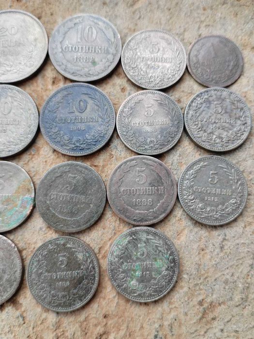 Стари български монети