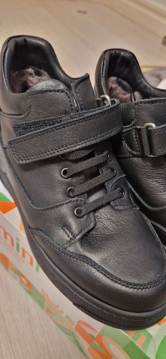 Новые качественные зимние ботинки