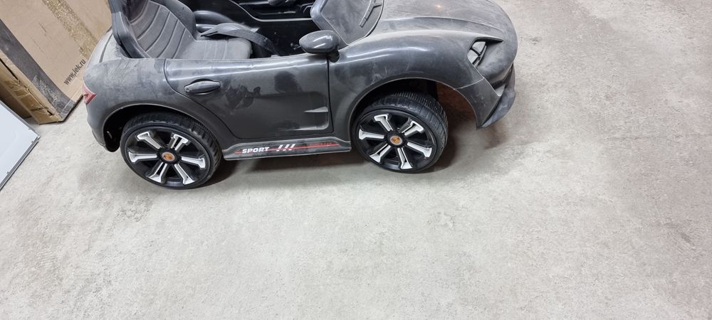 Срочно продам детский электро кар