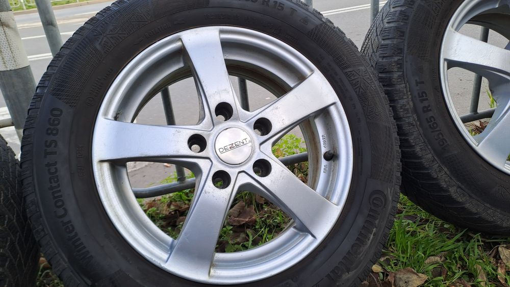 15" 5X114.3mm Джанти със Зимни гуми 195 65 15 Континентал/ 15" 5Х114.3
