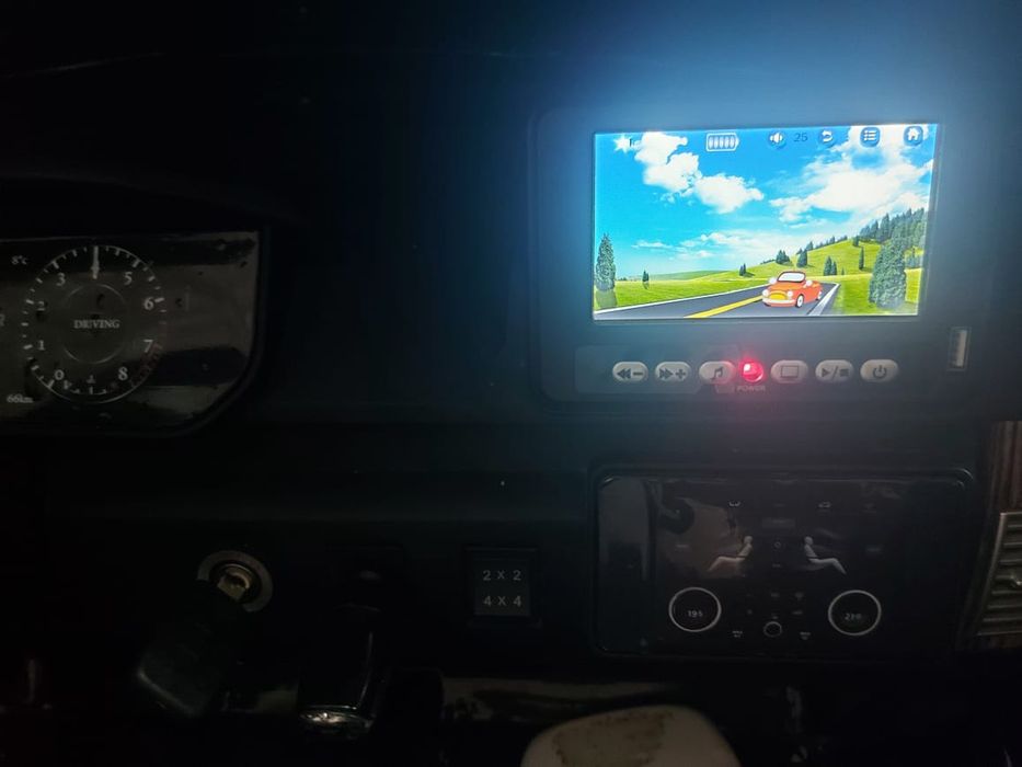 Продам машинку для детей срочно!!! 60 000