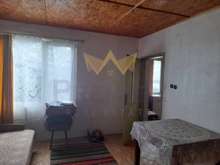 Къща в Варна, област-с.Разделна