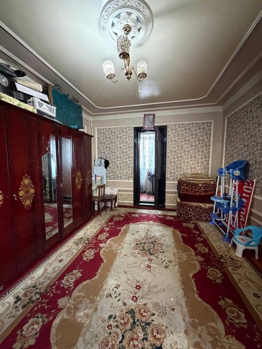 Белтепада 1 хонали 52кв + 6кв захват квартира сотилади