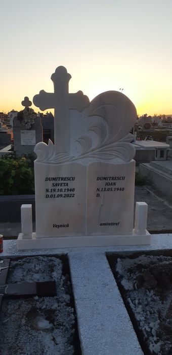 Reducere monumente funerare,cruci de marmură ieftine,livrare gratuită