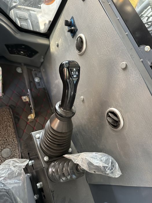 Экскаватор погрузчик