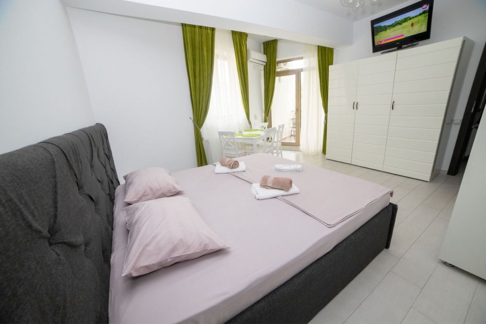 Vand Apartament langa Hotel Opera zona cluburilor