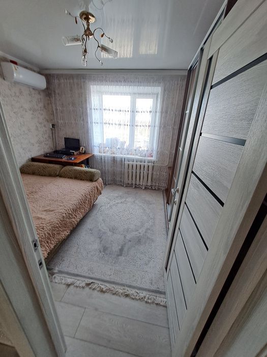 Продам 4 комнатную квартиру