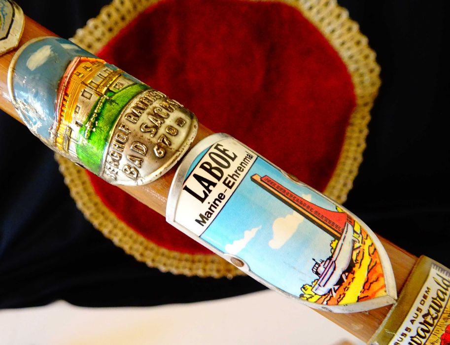 Тиролски туристически бастун 8 значки,Елен,Шварцвалд.