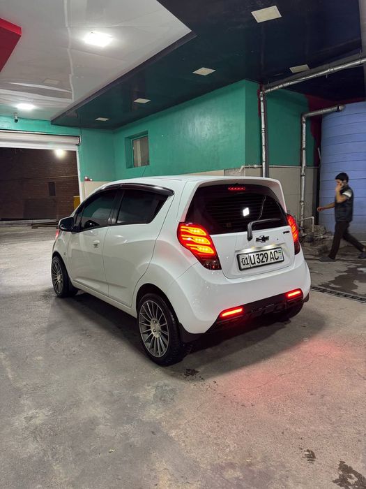 Chevrolet Spark 2018 — 4