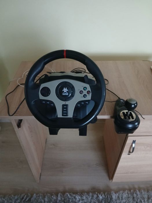 Vând tot ce se vede