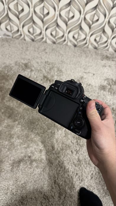 Фотокамера Canon 70D