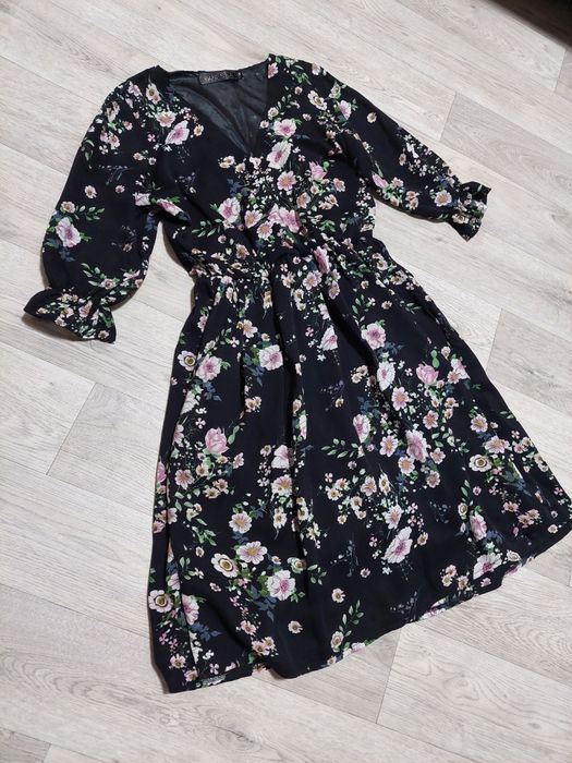 Продам женское платье