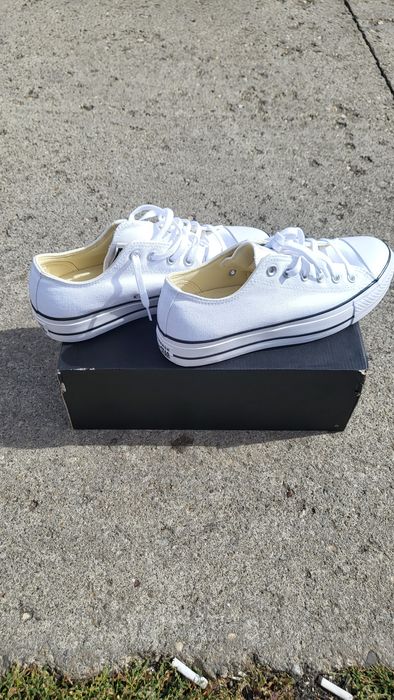 Vand pantofi sport CONVERSE