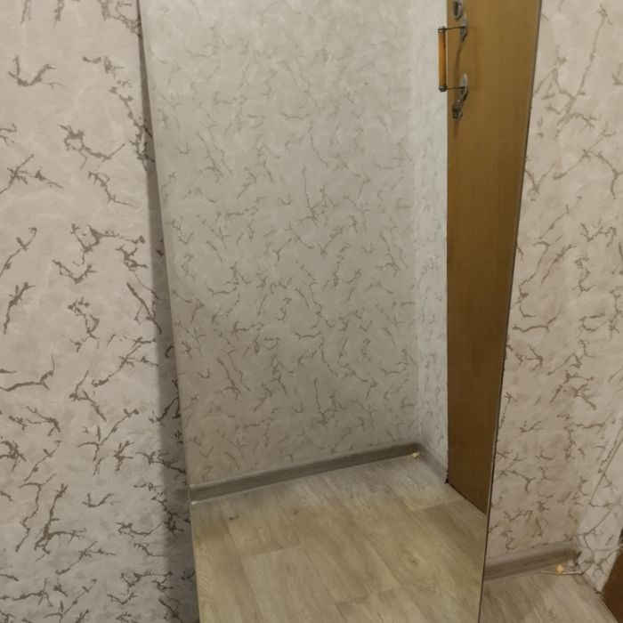 Продам  зеркало.