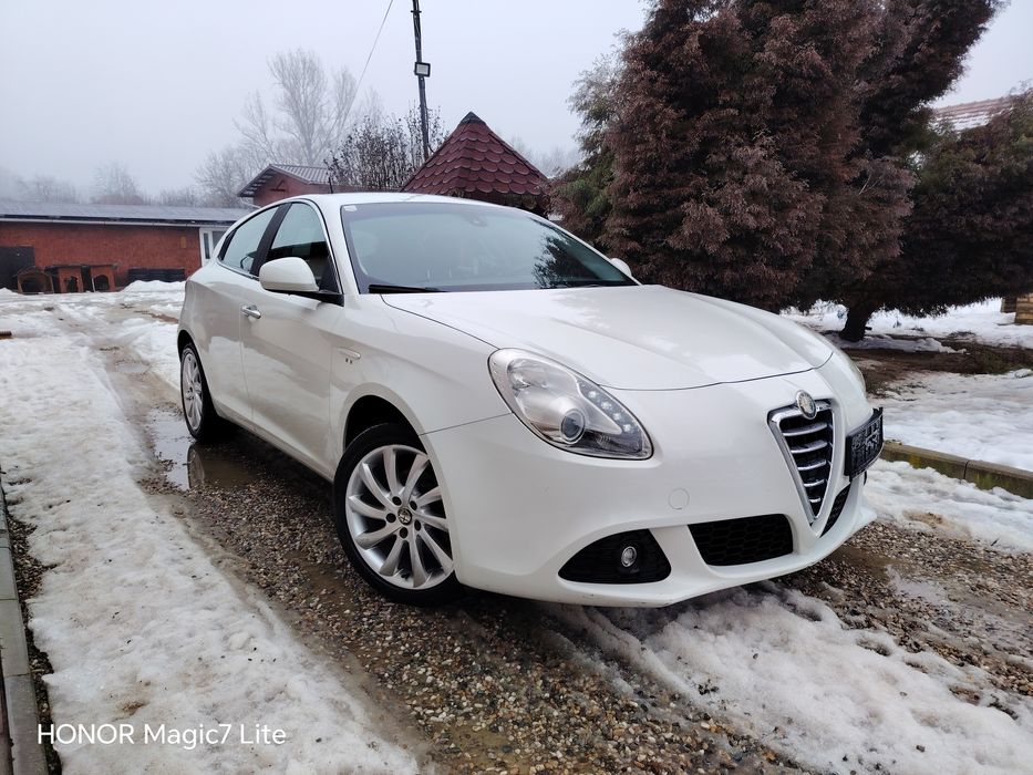 Alfa Romeo Giuletta 1.4 turbo benzina Euro5 an 2010  Climatronic Navi
