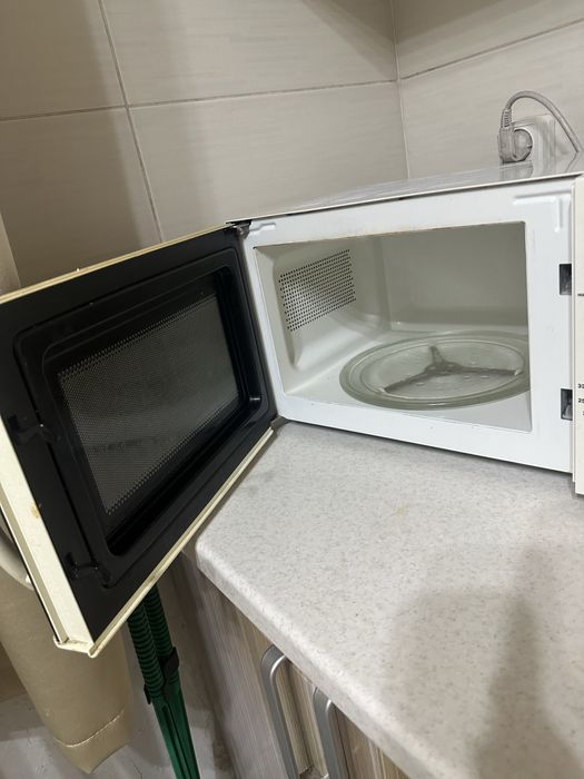 Продам Микроволновый печь
