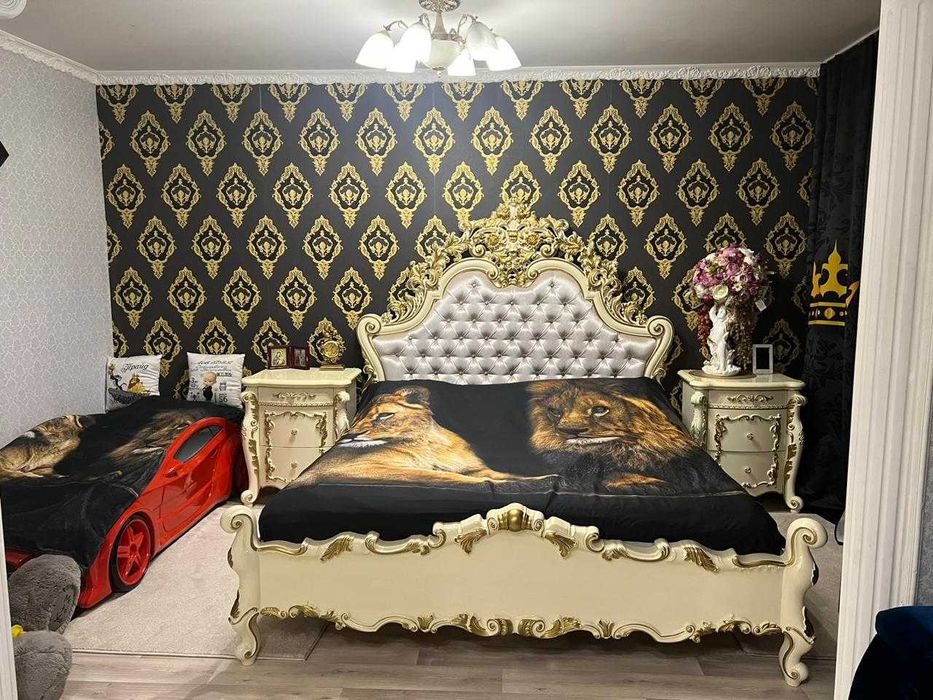 кровать двух спальная