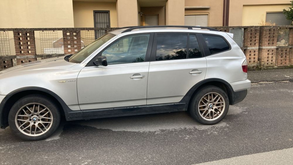Bmw X3 E83 фейс 2.0d  150к.с на части