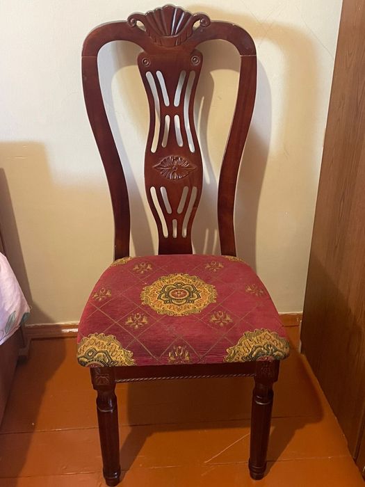 Продается стулья