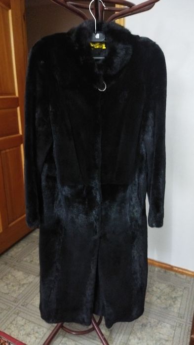 Шуба норка щипаная в отличном состоянии
