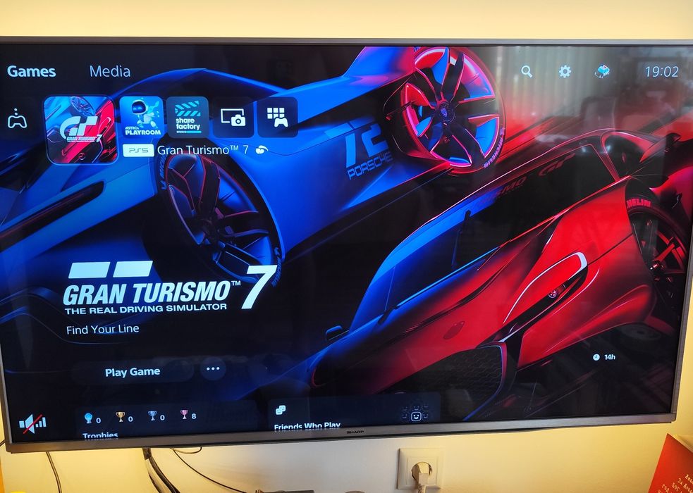 PlayStation 5 Slim Digital Практически Нова с Гаранция + 2 Игри