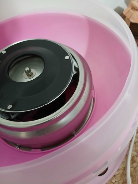 Aparat de facut vata de zahar, nou-nout!