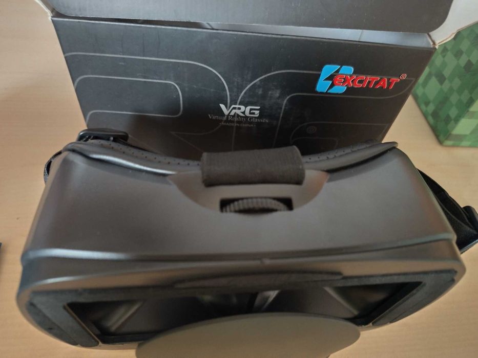 VR очила Excitat
