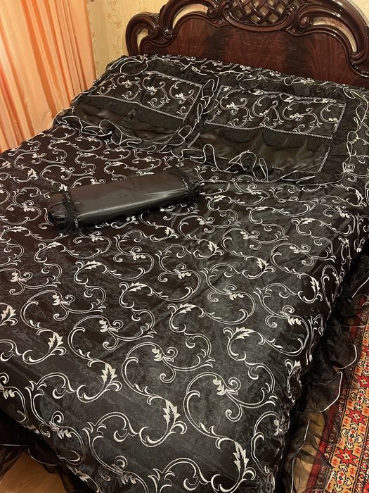 Продам шикарное турецкое покрывало комплект