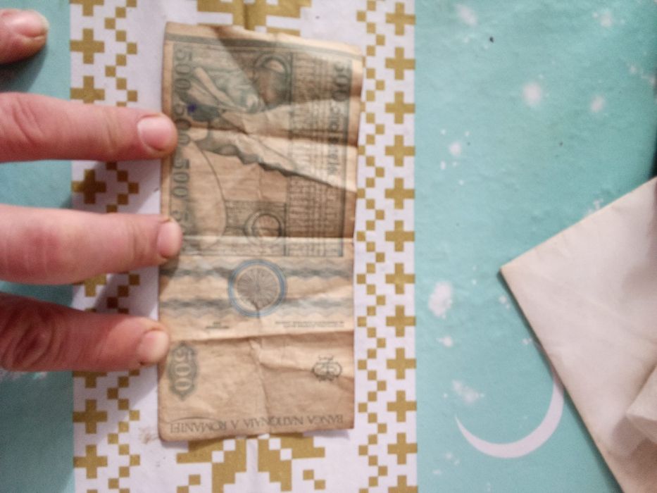 Vând bancnote vechi