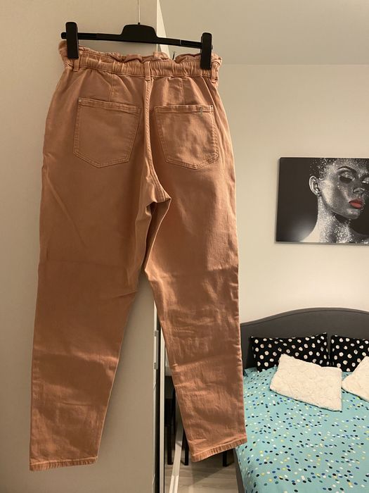 Vând Blugi Dama  40-42 orsay