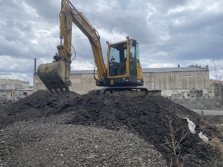 Миниэ кскаватор гидромолот