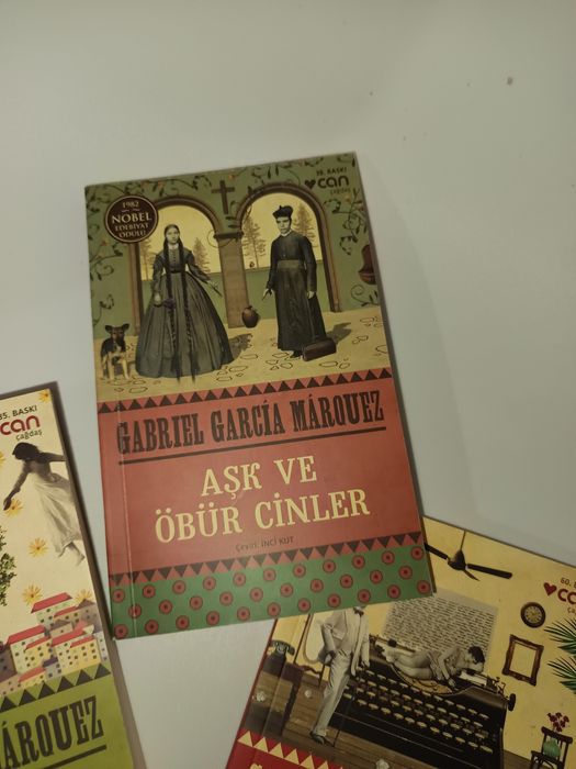 Книги. Г.Г. Маркес на турски език