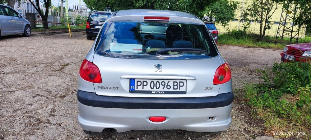 Peugeot 206 бензин